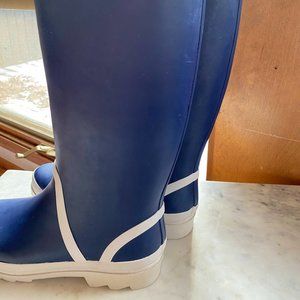 New without tags J.Crew Tall Lug-Sole Rain Boots